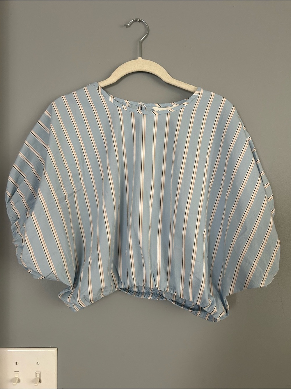 Banana Republic Light Blue and White Striped Balloon Sleeve Top